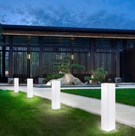 Светильник Колонна 45х110  питание от АКБ, RGB