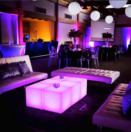 Светильник Куб 40 питание от сети 220В, RGB